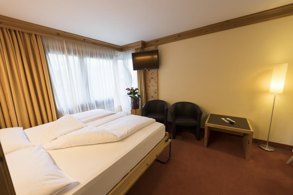 Hotel Palue Pontresina Ngoại thất bức ảnh