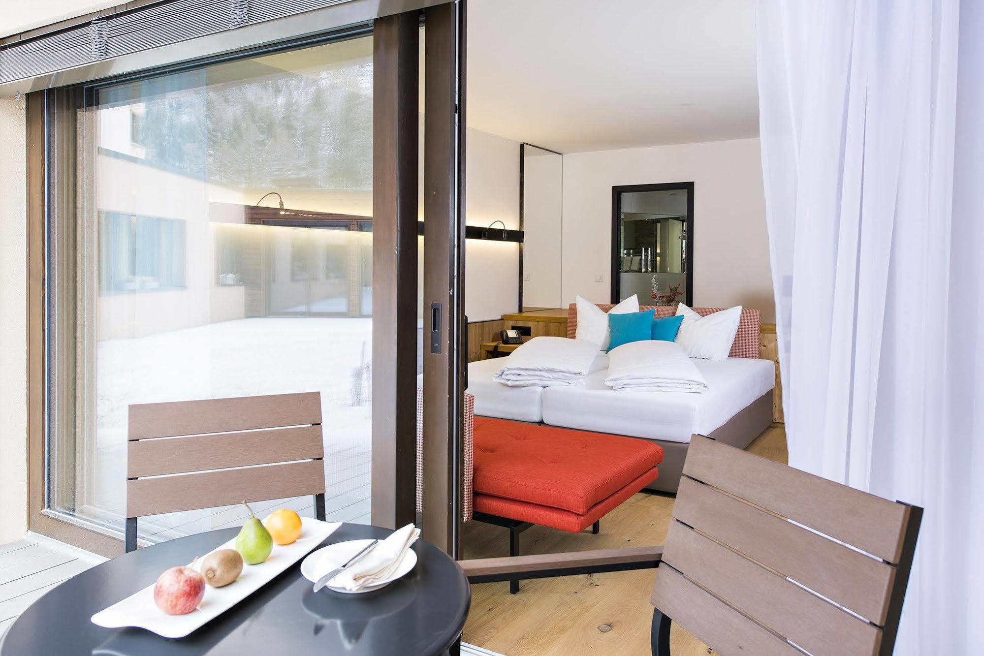 Hotel Palue Pontresina Ngoại thất bức ảnh
